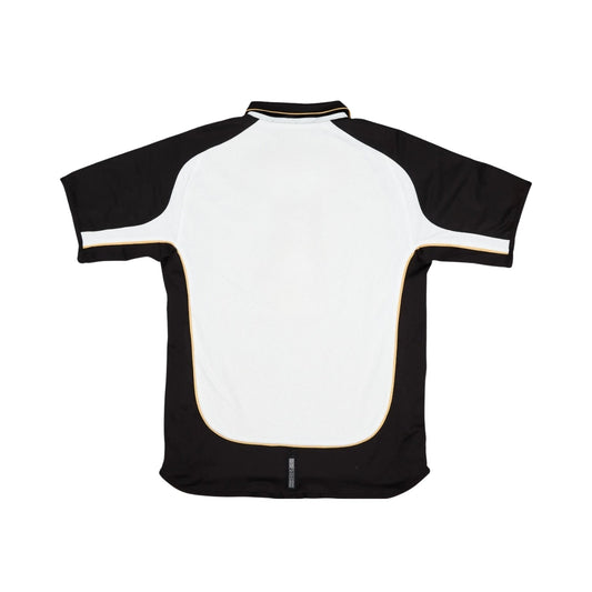 Retro Manchester United Away Shirt 01/02 - FullKit image 2