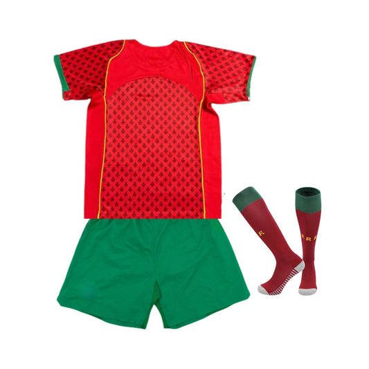 Kids Retro Em Portugal Home Shirt 04/05 - FullKit image 2