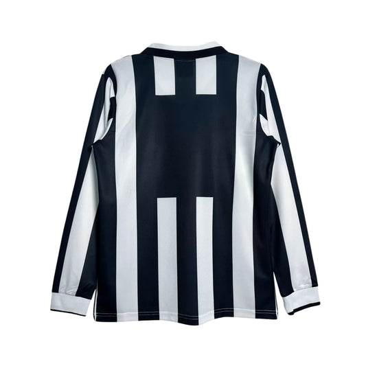 Retro Juventus Home Shirt 95/96 - Long Sleeve - FullKit image 2