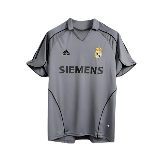 Retro Real Madrid Third Shirt 05/06 - FullKit