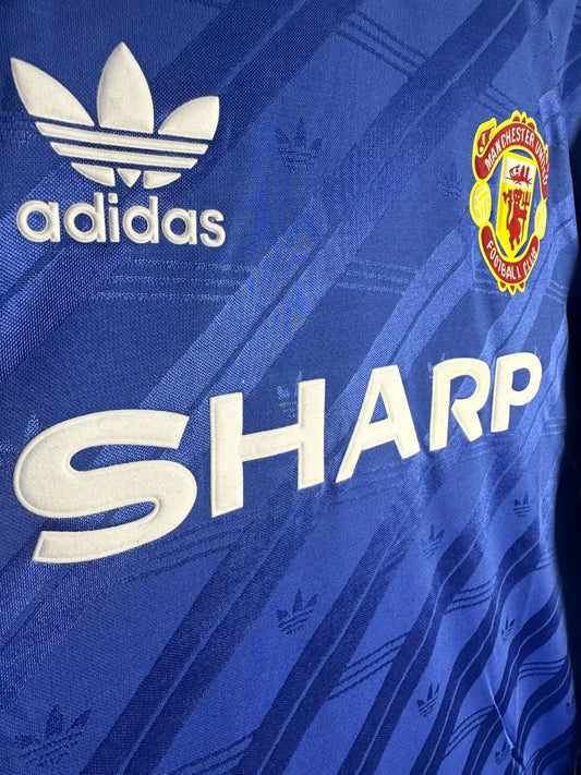 Retro Manchester United Away Shirt 86/88 - Long Sleeve – FullKit image 2