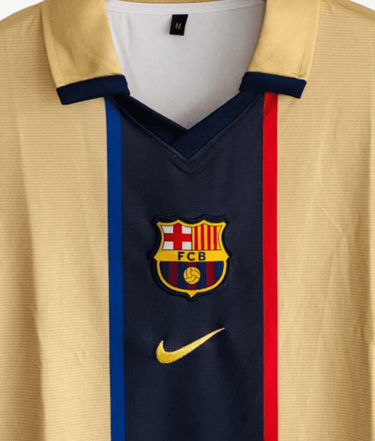 Retro Barcelona Away Shirt 01/02 – FullKit image 2