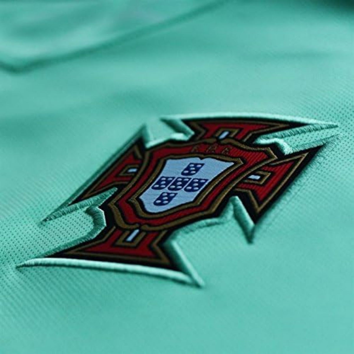 Portugal Away Shirt 16/17 - FullKit image 5