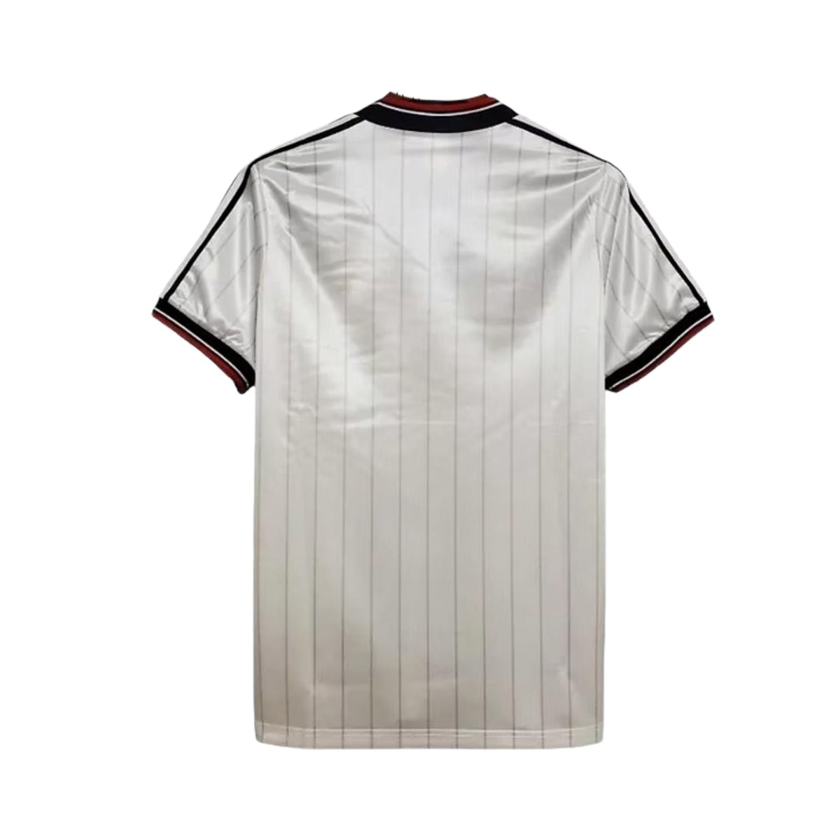 Manchester United Away Shirt 83/84 - FullKit image 2