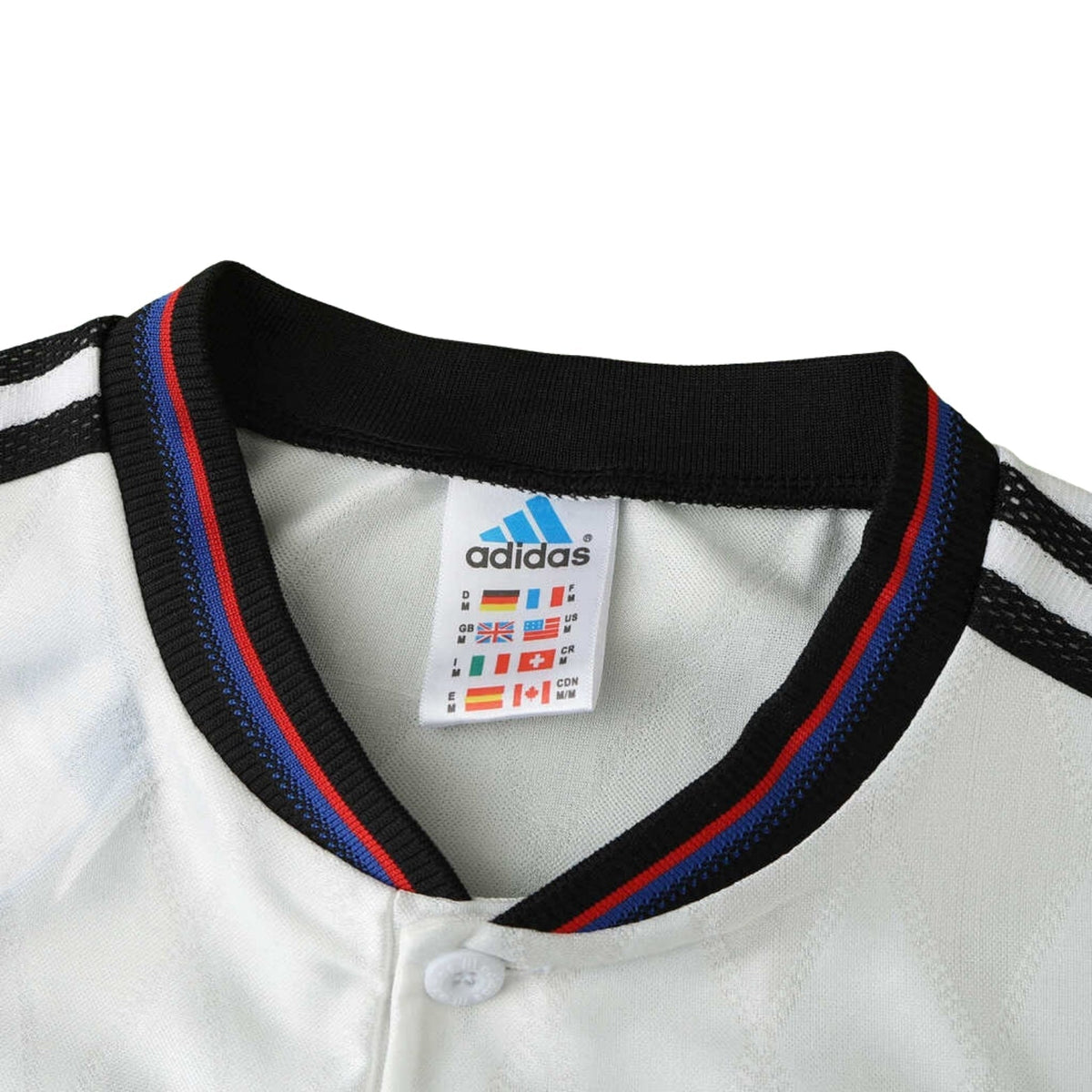 Retro Bayern Munich Away Shirt 95/96 - FullKit image 3