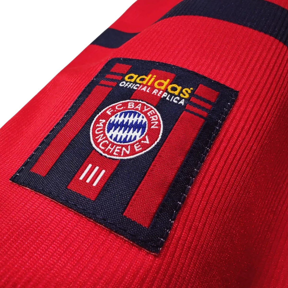 Retro Bayern Munich Away Shirt 99/00 - FullKit image 4