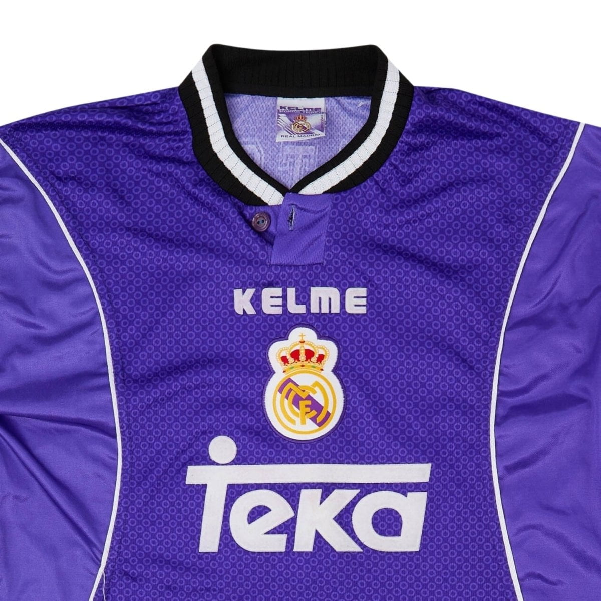 Retro Real Madrid Away Shirt 97/98 - FullKit image 4