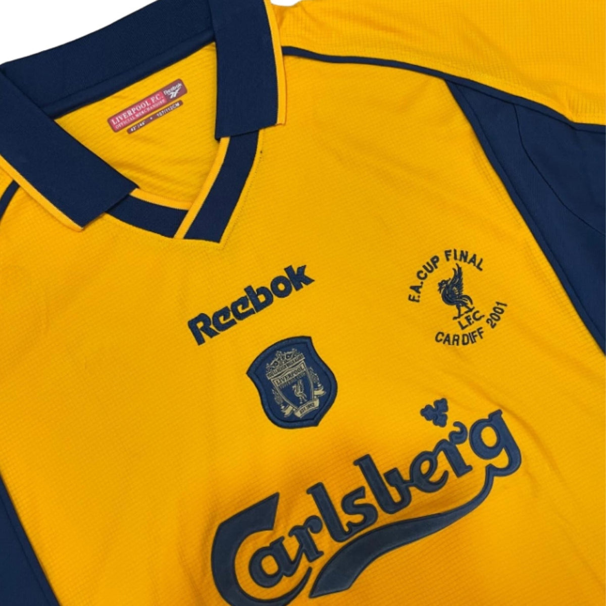 Retro Liverpool Away Shirt 00/01 - FullKit image 3