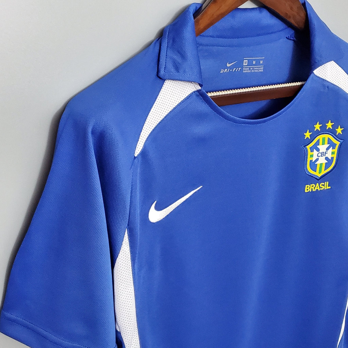 Retro Brazil Away Shirt 2002 – FullKit image 3