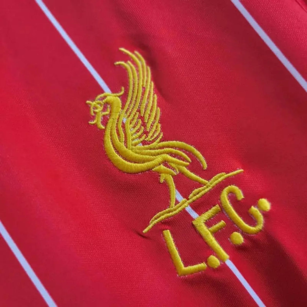Liverpool Home Shirt 82/83 - FullKit image 4