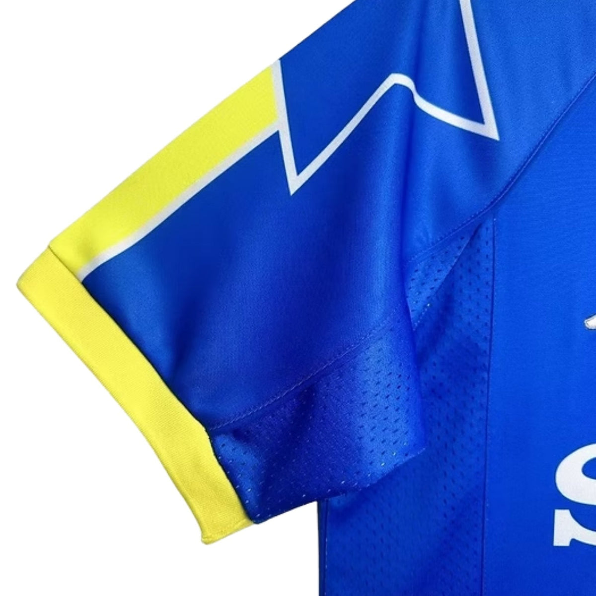 Retro Juventus Away Shirt 97/98 - FullKit image 3