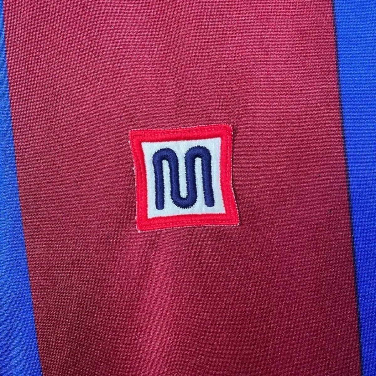 Barcelona Home Shirt 82/83 - FullKit image 6