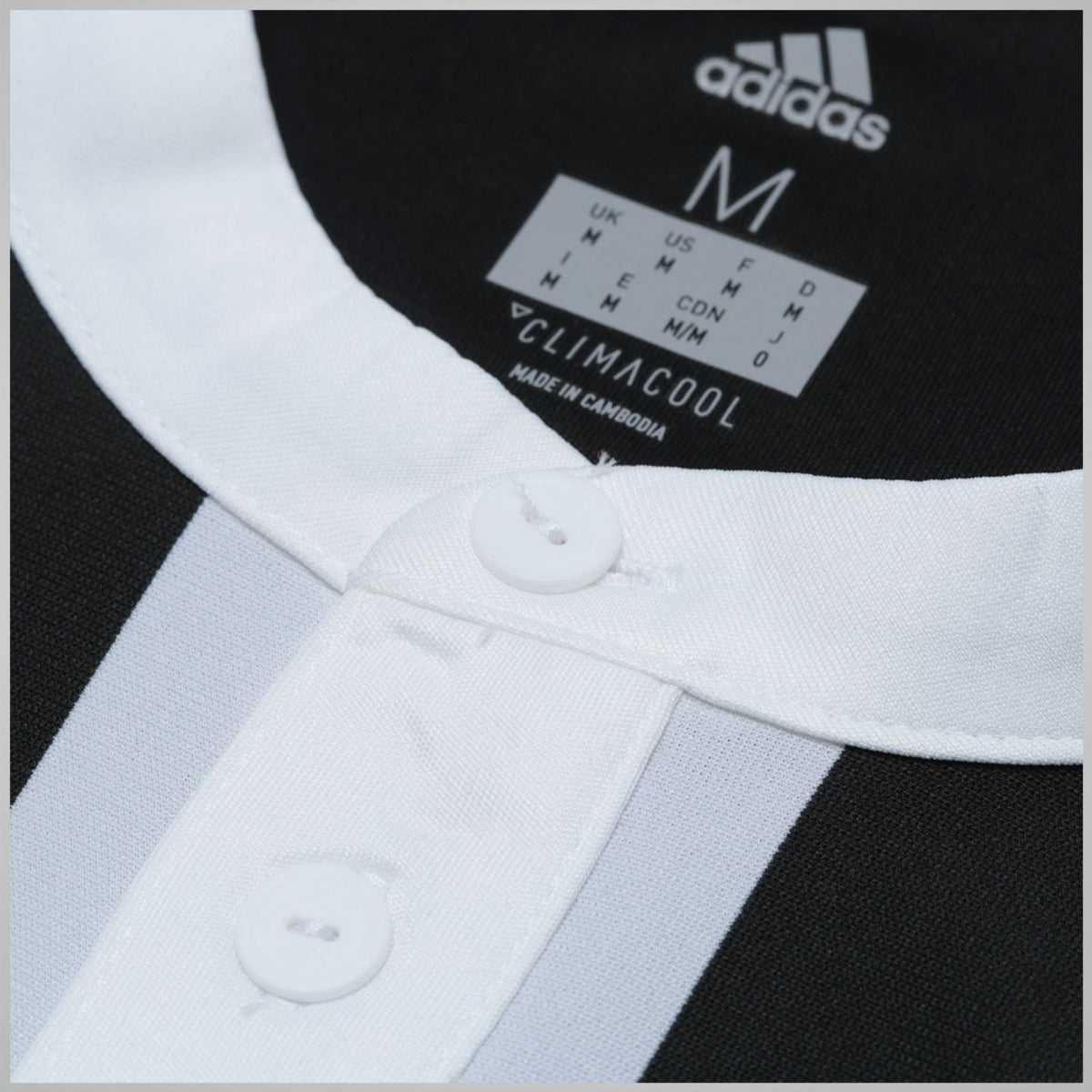 Juventus Home Shirt 17/18 - FullKit image 3