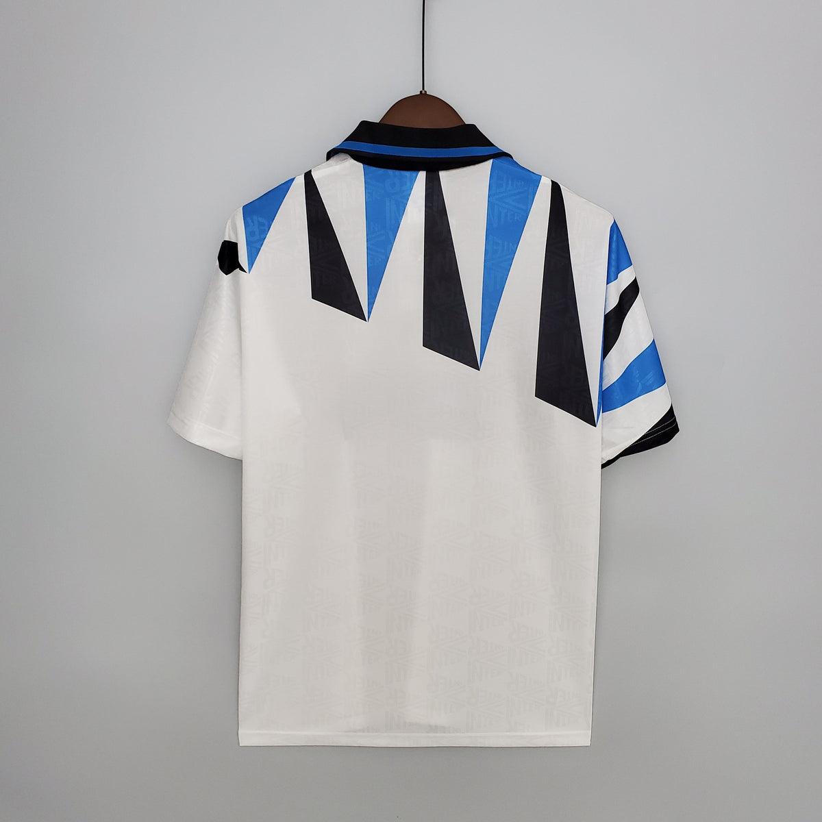 Retro Inter Milan Away Shirt 92/93 – FullKit image 2