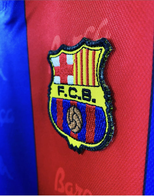 Retro Barcelona Home Shirt 96/97 - Ronaldo 9 – FullKit image 2