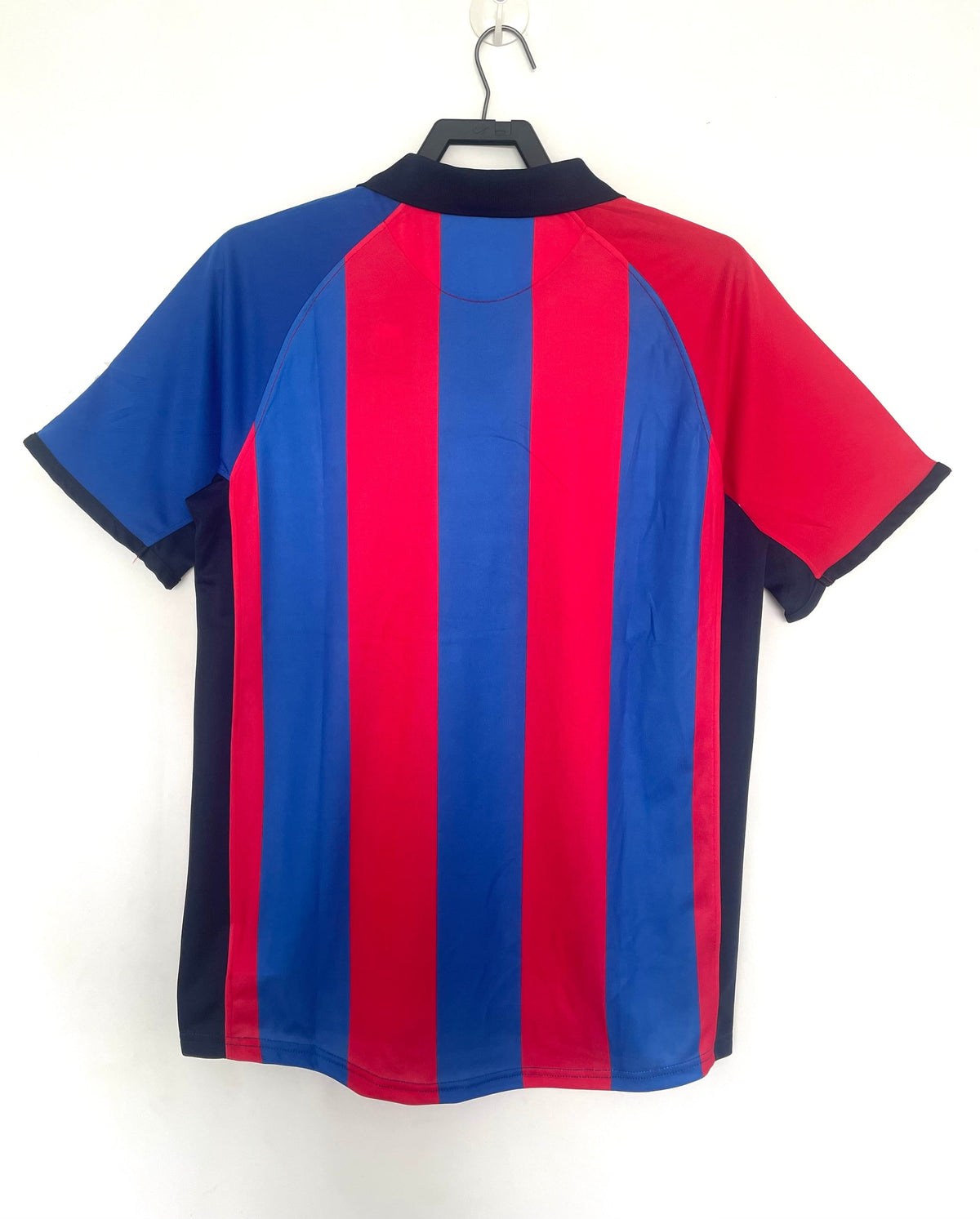 Retro Barcelona Home Shirt 01/02 – FullKit image 3