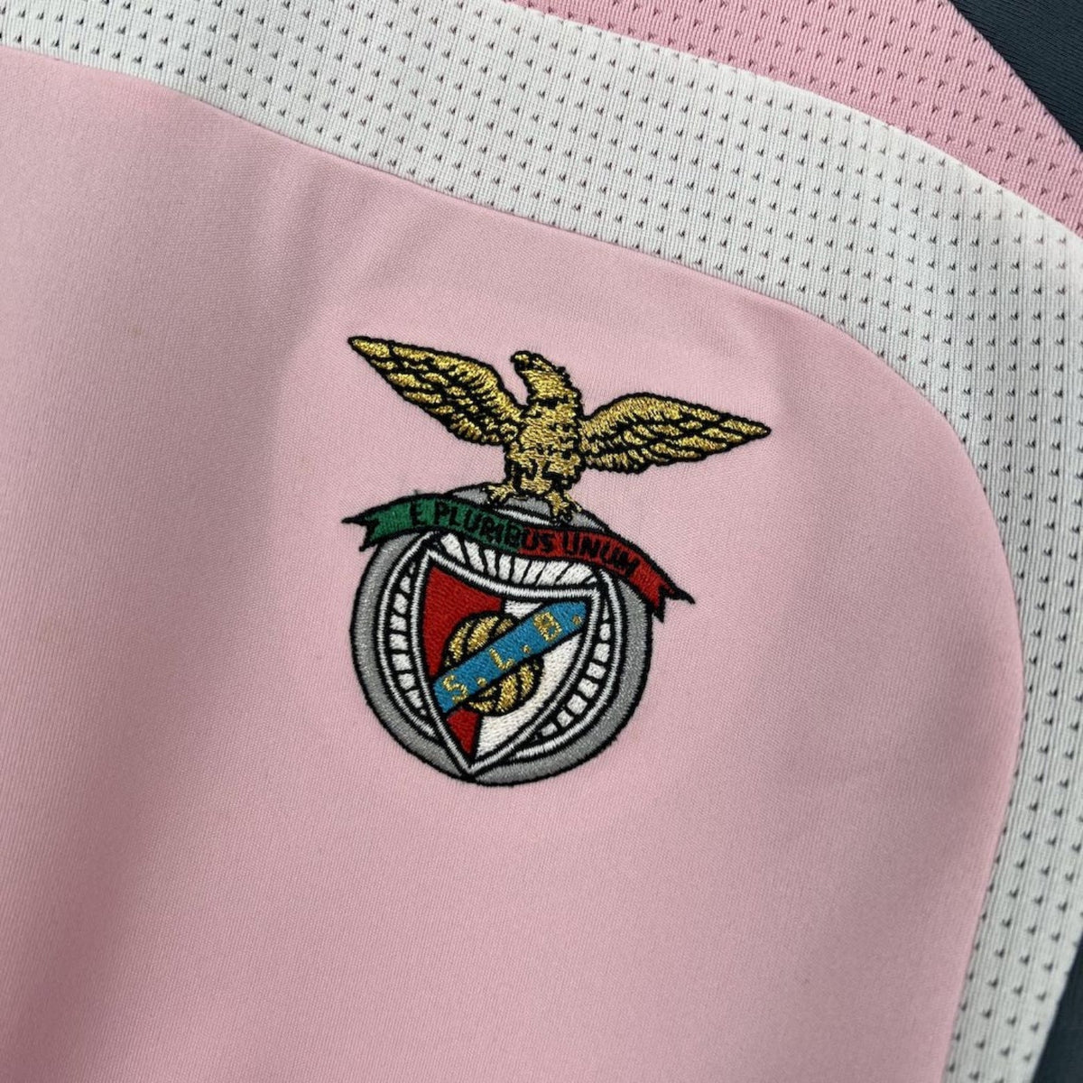 Retro Benfica Away Shirt 07/08 - FullKit image 3