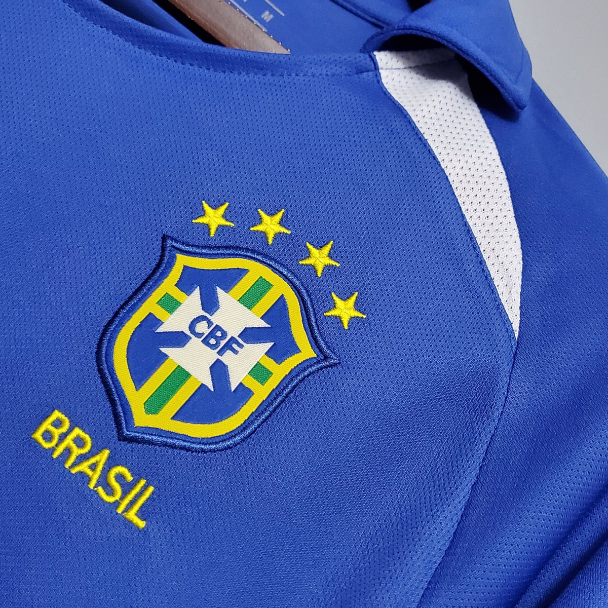 Retro Brazil Away Shirt 2002 – FullKit image 2