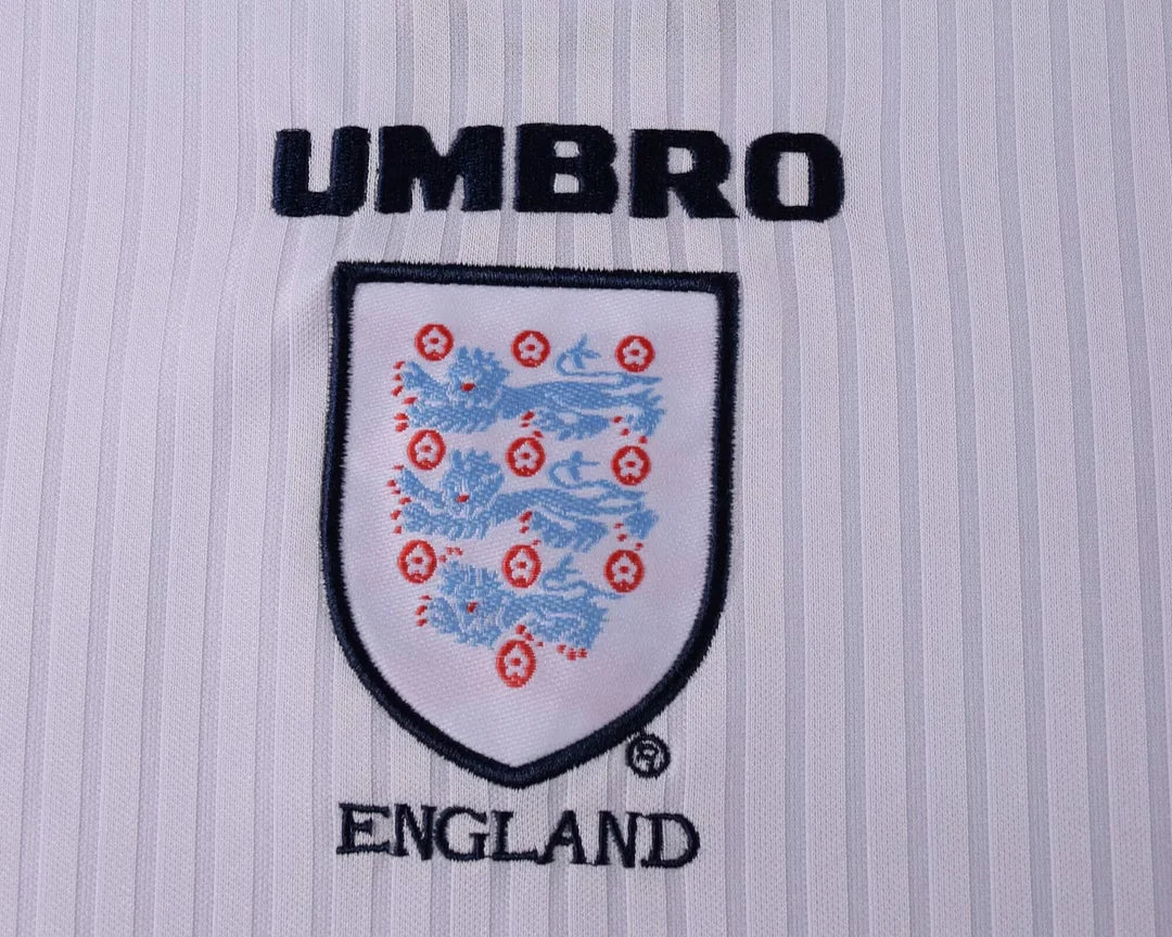 Kids Retro England Home Kit 1998 – FullKit image 3