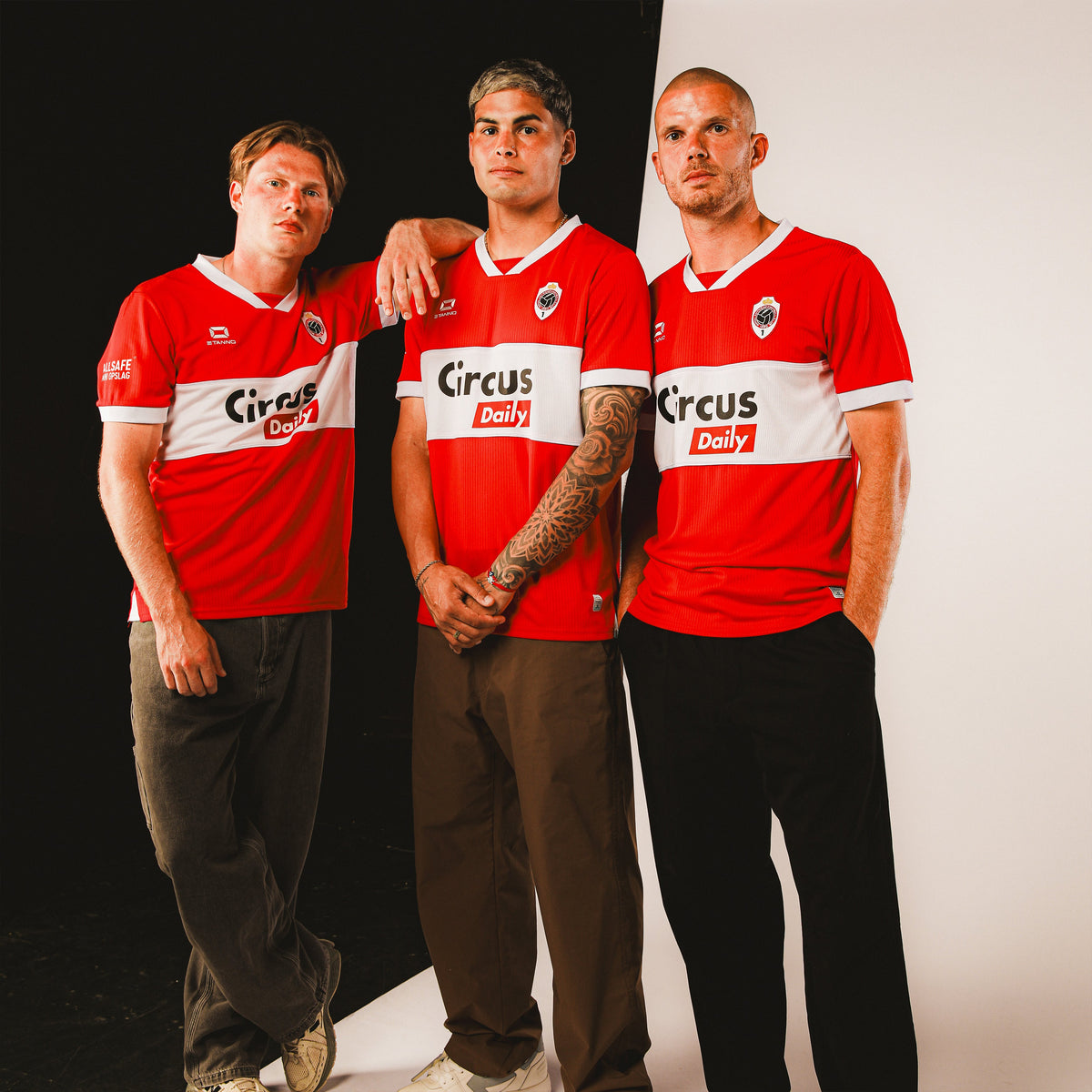 Royal Antwerp FC Home Shirt 25/26 - FullKit image 4