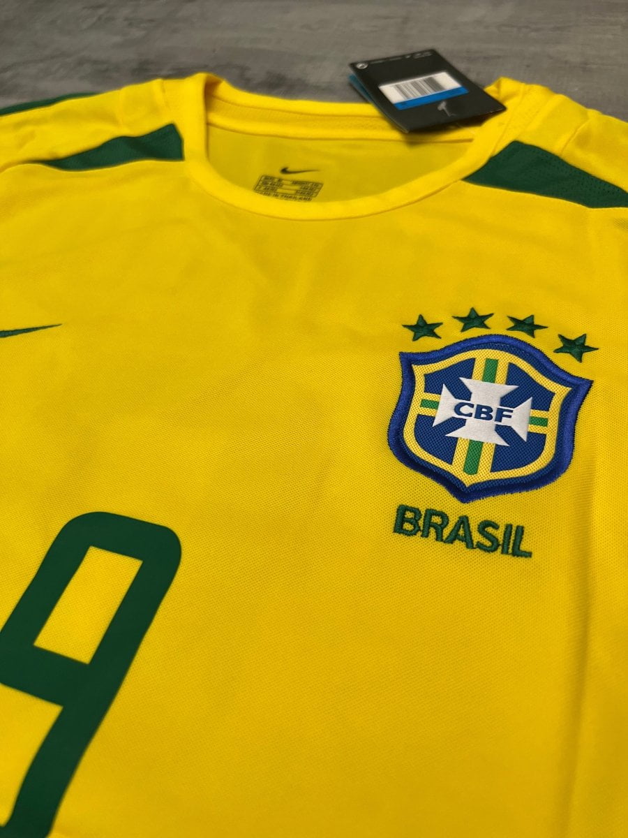 Retro Brazil Home Shirt 02/03 - FullKit image 4