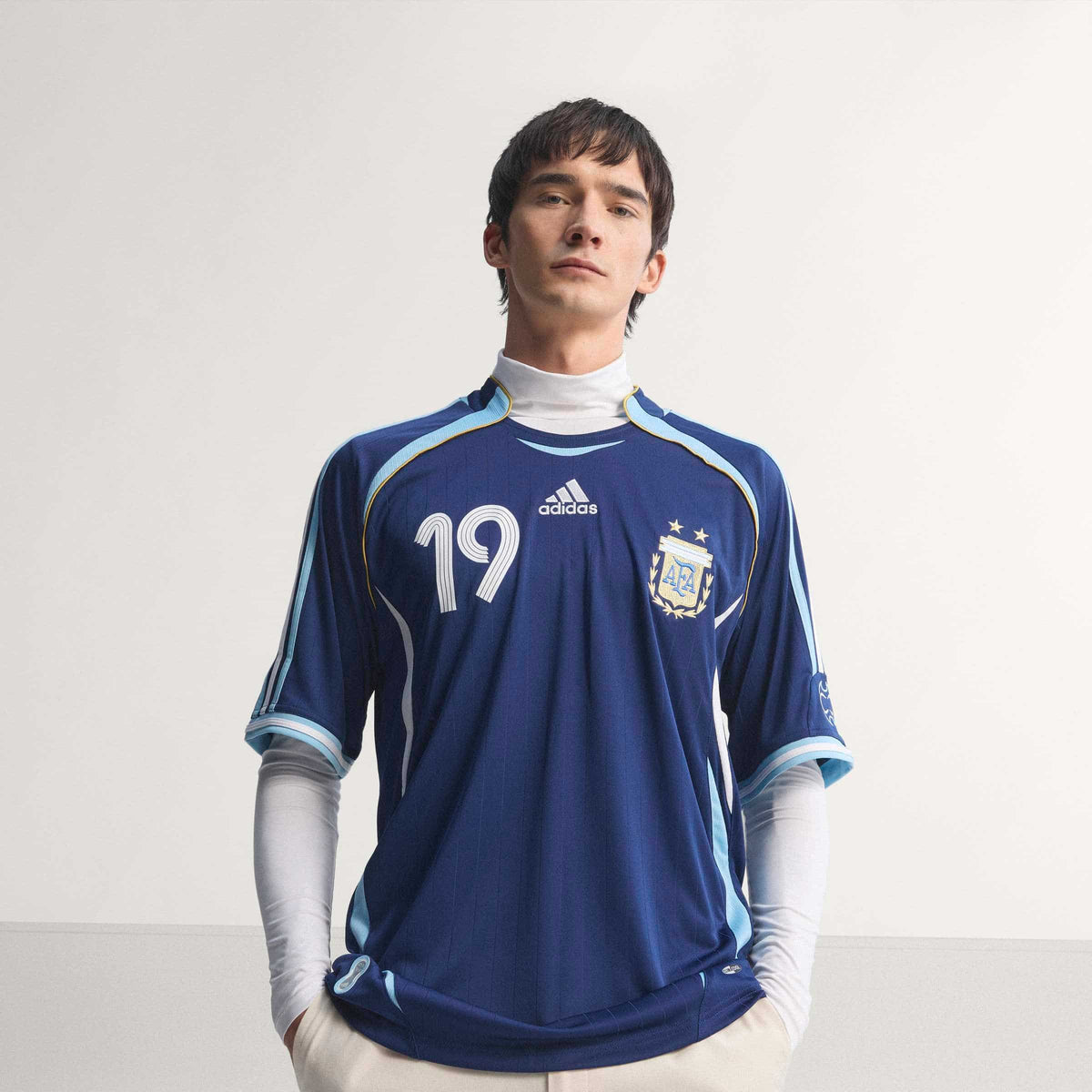 Retro Argentina Away Shirt 2006 - Messi 19 – FullKit
