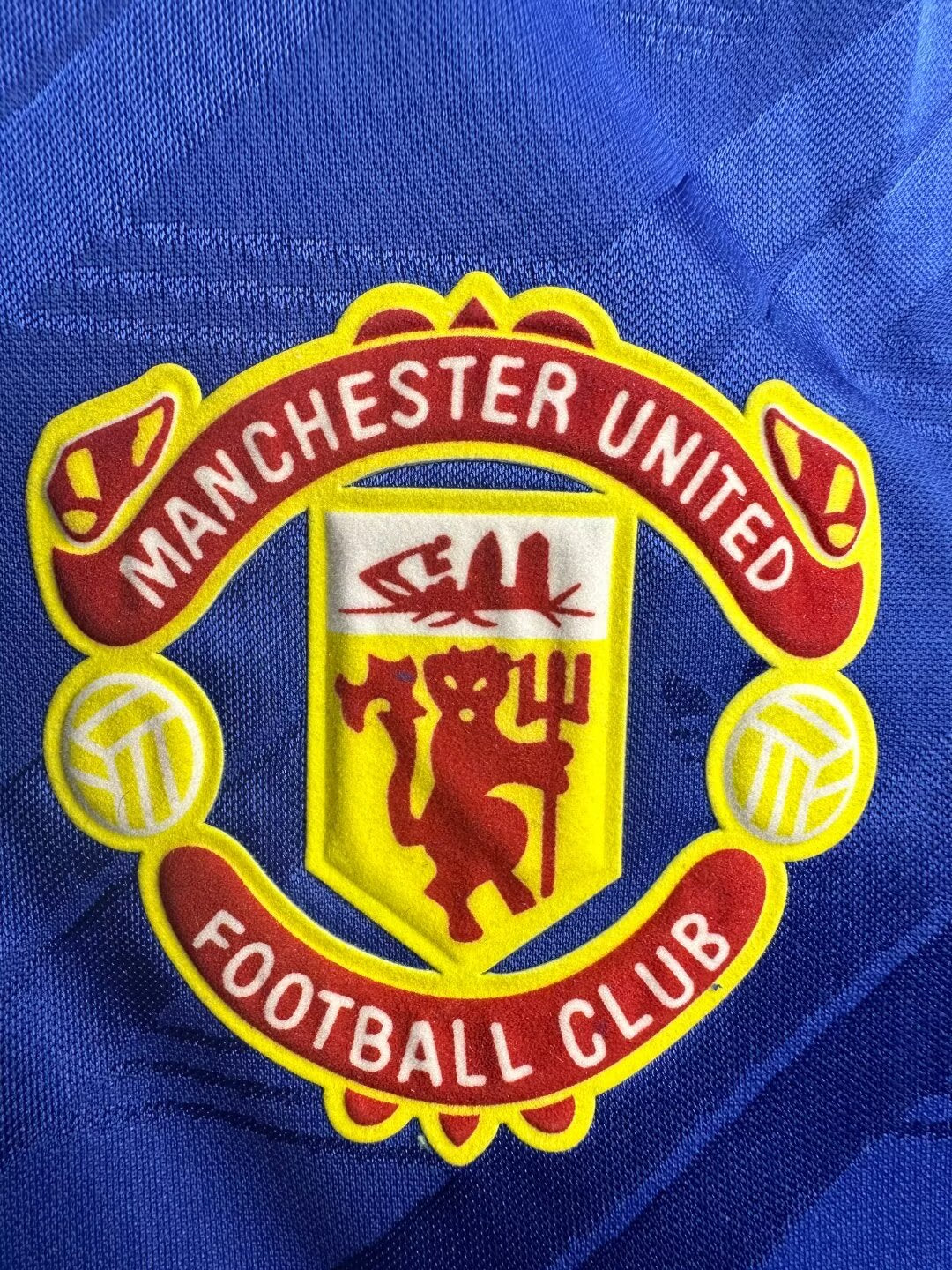 Retro Manchester United Away Shirt 86/88 - Long Sleeve – FullKit image 3