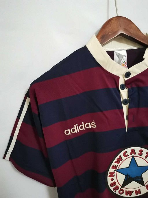 Retro Newcastle United Away Shirt 95/96 – FullKit image 3