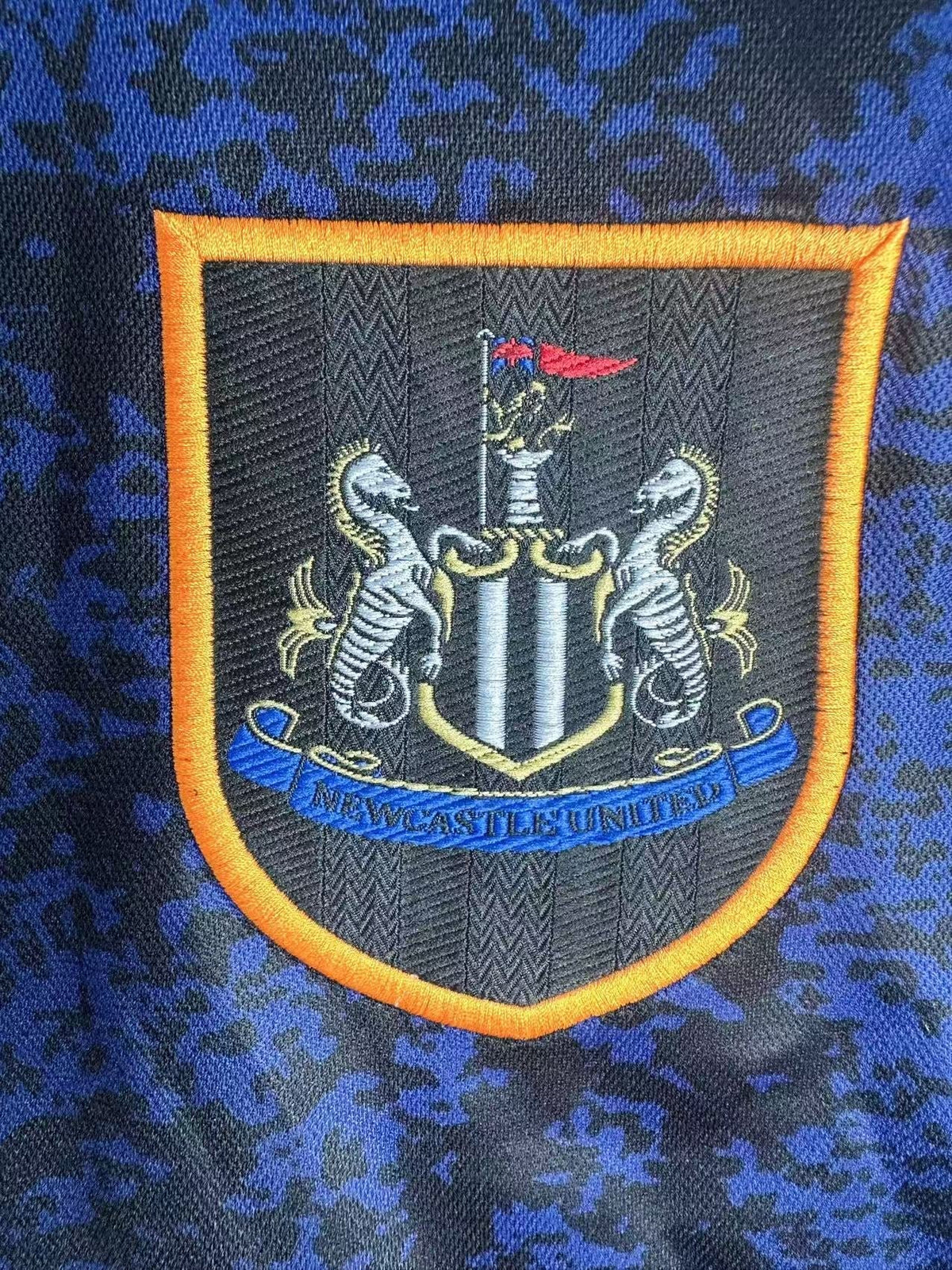 Retro Newcastle United Away Shirt 97/98 – FullKit image 3