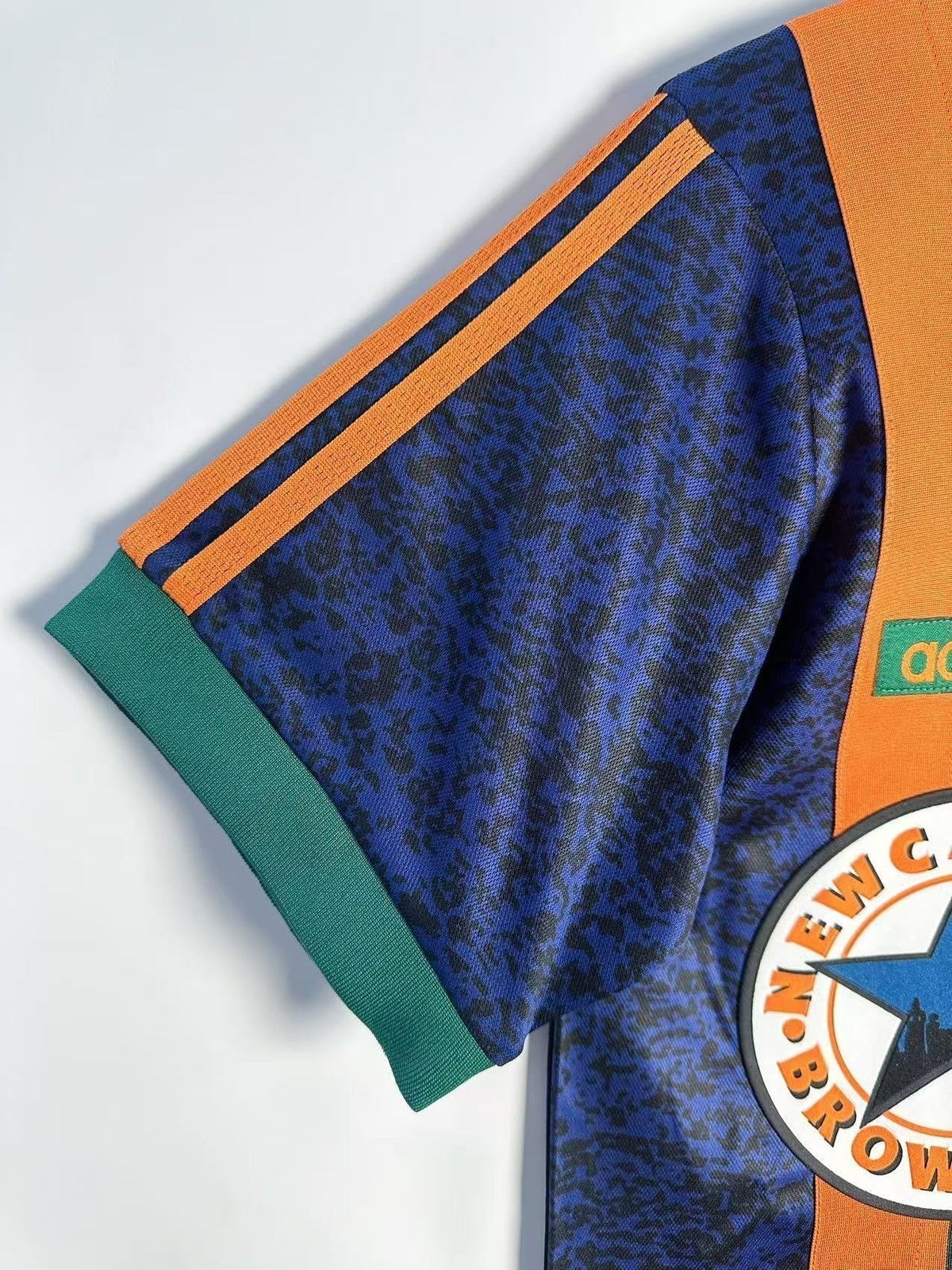 Retro Newcastle United Away Shirt 97/98 – FullKit image 4
