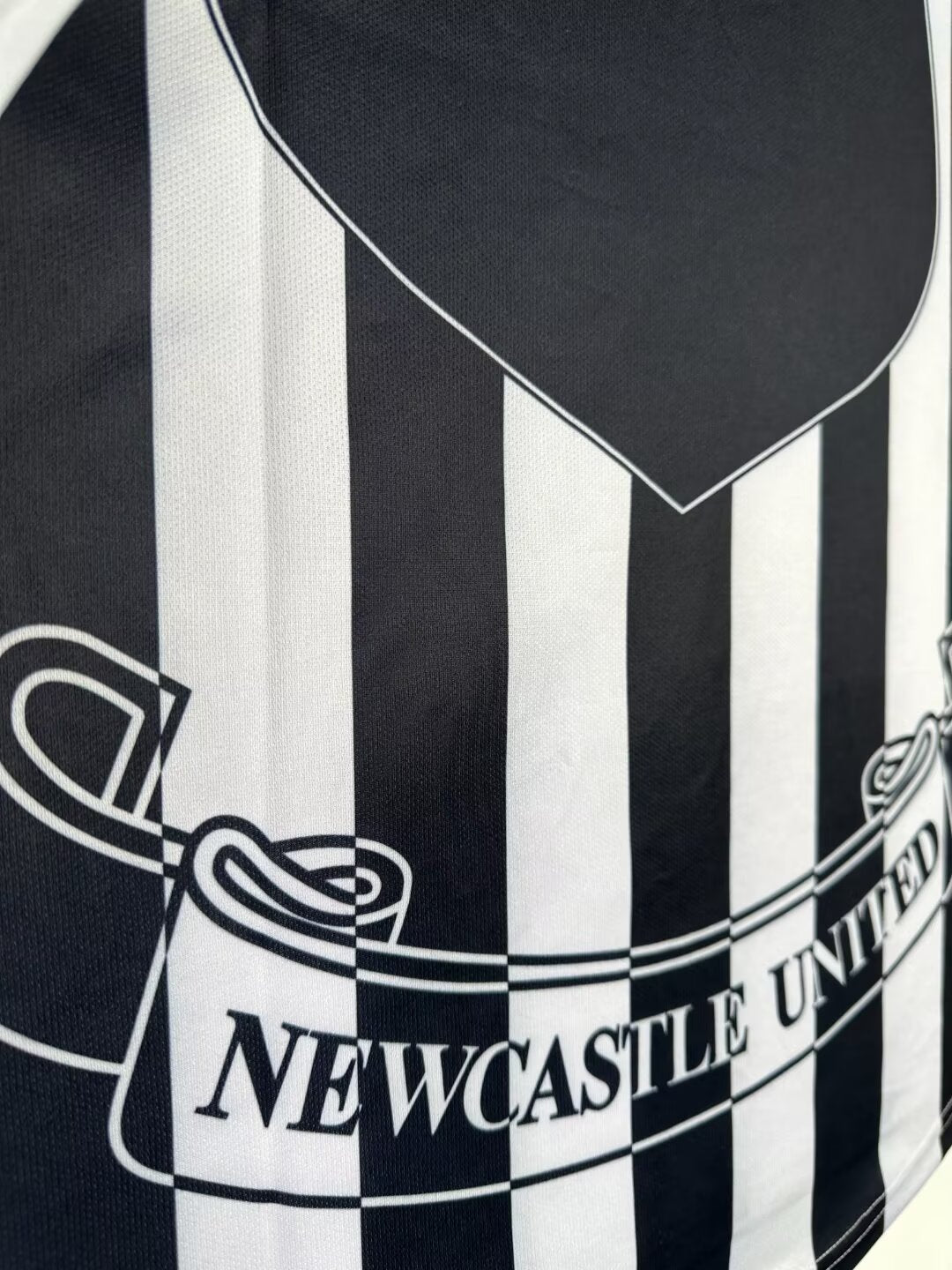 Retro Newcastle United Home Shirt 97/99 - Long Sleeve – FullKit image 4