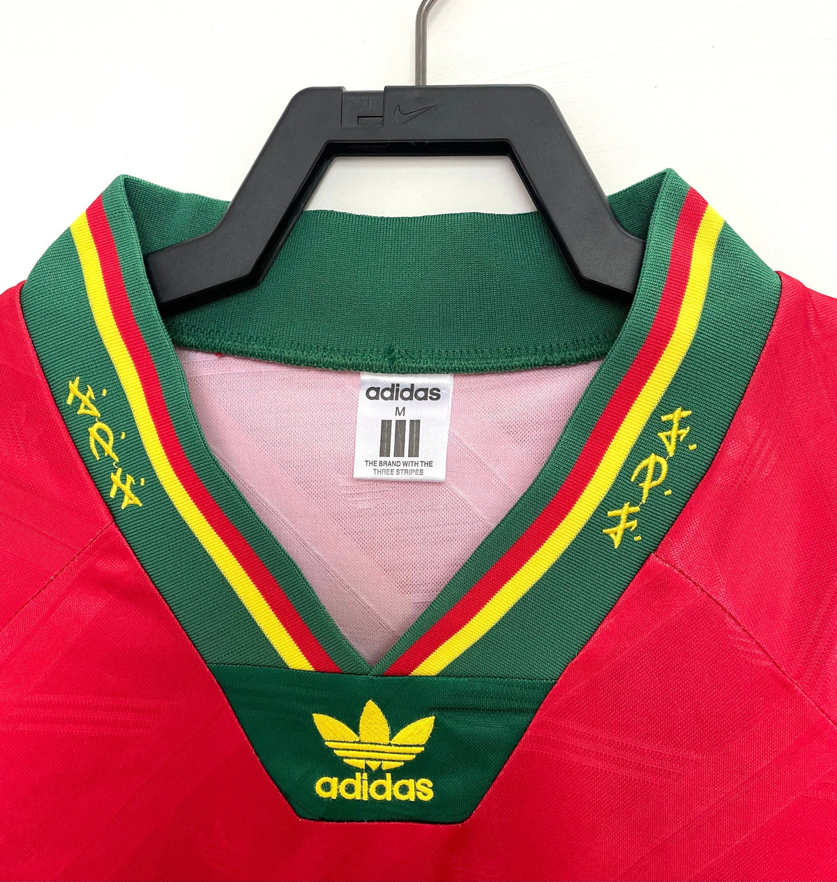 Retro Portugal Home Shirt 92/94 – FullKit image 2