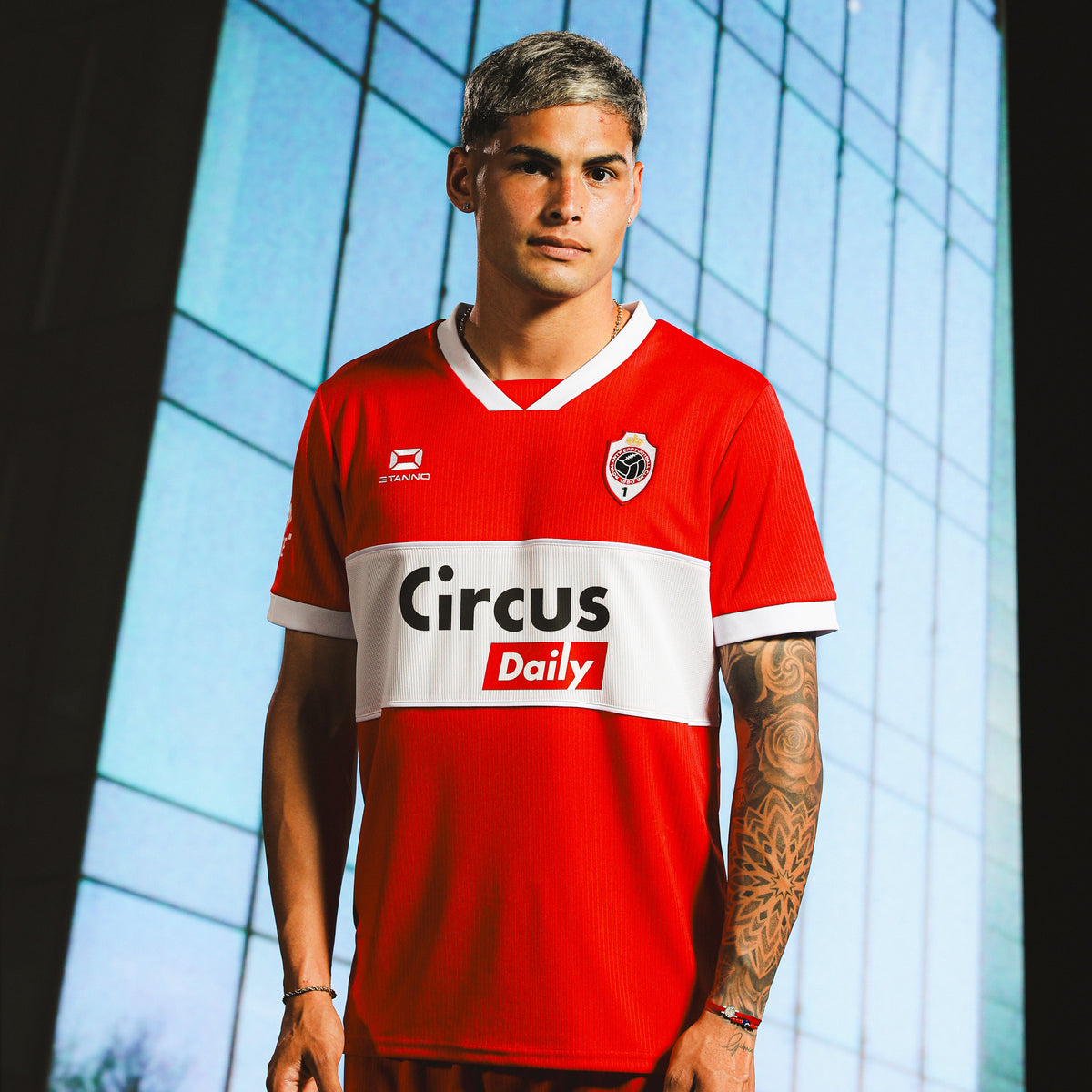 Royal Antwerp FC Home Shirt 25/26 - FullKit image 2
