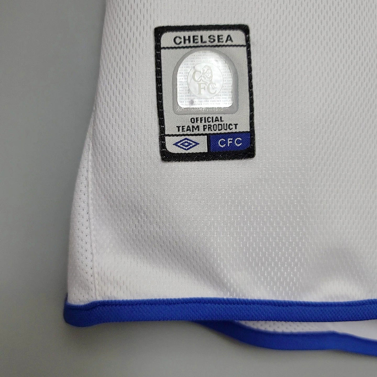 Retro Chelsea Away Shirt 03/05 – FullKit image 6