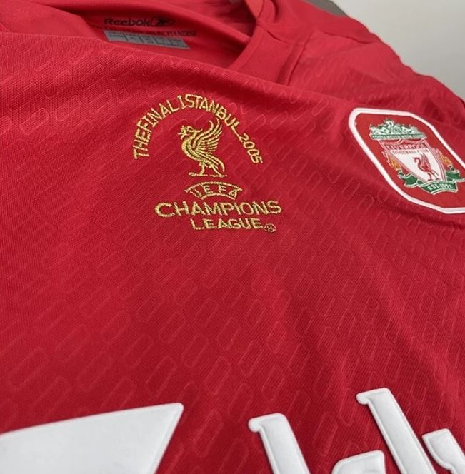 Retro Liverpool Home Shirt 04/05 - Gerrard 8 – FullKit image 4
