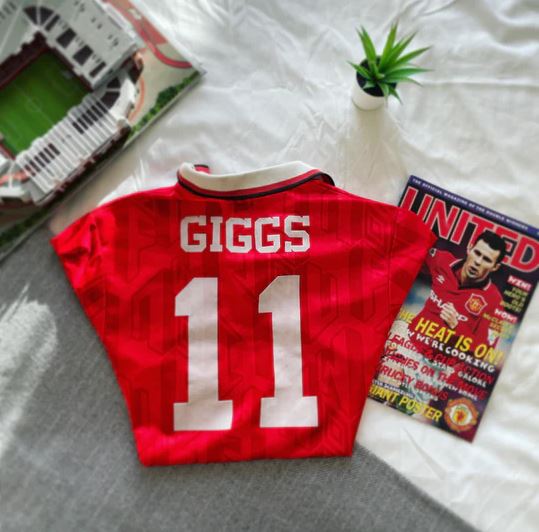 Retro Manchester United Home Shirt 92/94 - Giggs 11 – FullKit image 5