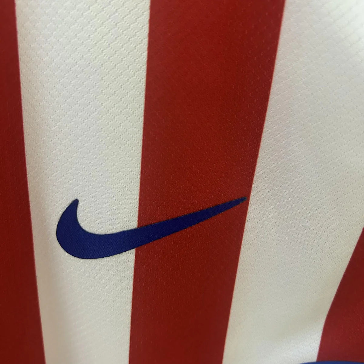 Atletico Madrid Home Shirt 25/26 - FullKit image 4
