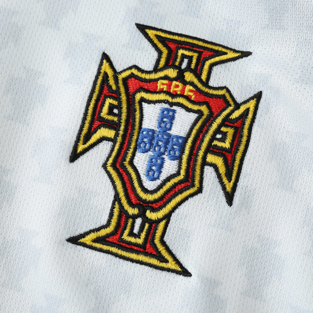 Retro Portugal Away Shirt 2004 – FullKit image 3