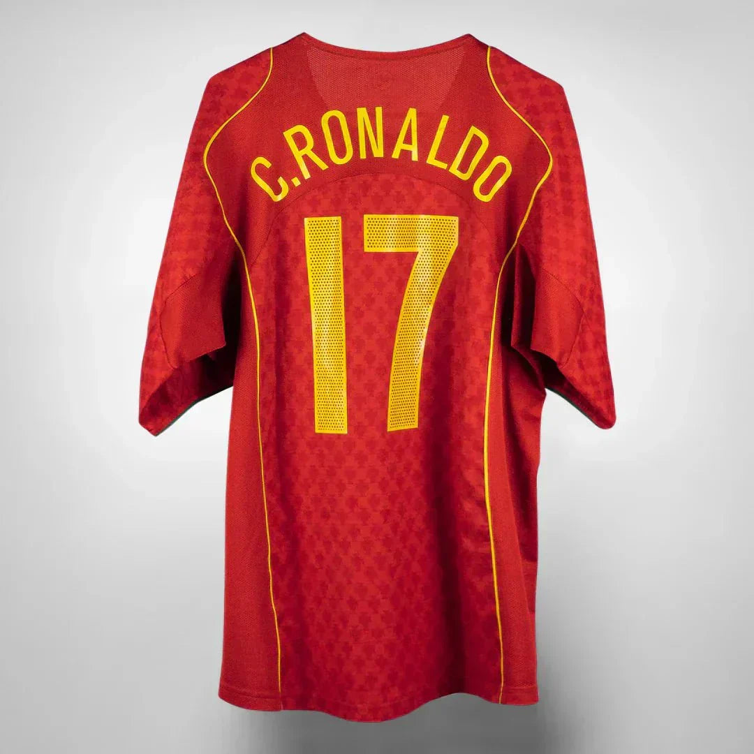 Retro Portugal Home Shirt 04/05 - FullKit image 4
